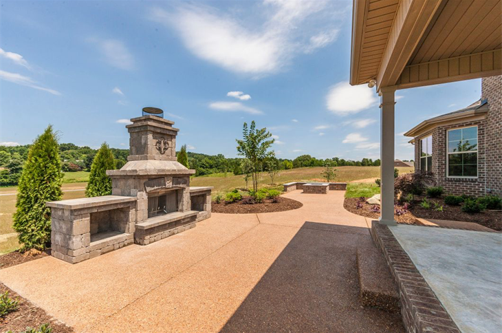 The Charm of Outdoor Fireplaces for Fall